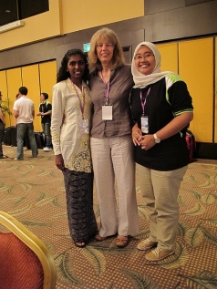 Uta Passow teaching teachers at a conference in Malaysia